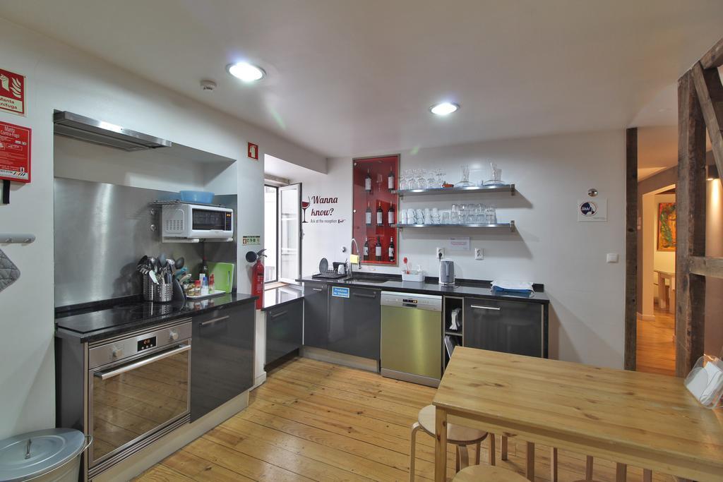 Stay Inn Lisbon Hostel Екстер'єр фото