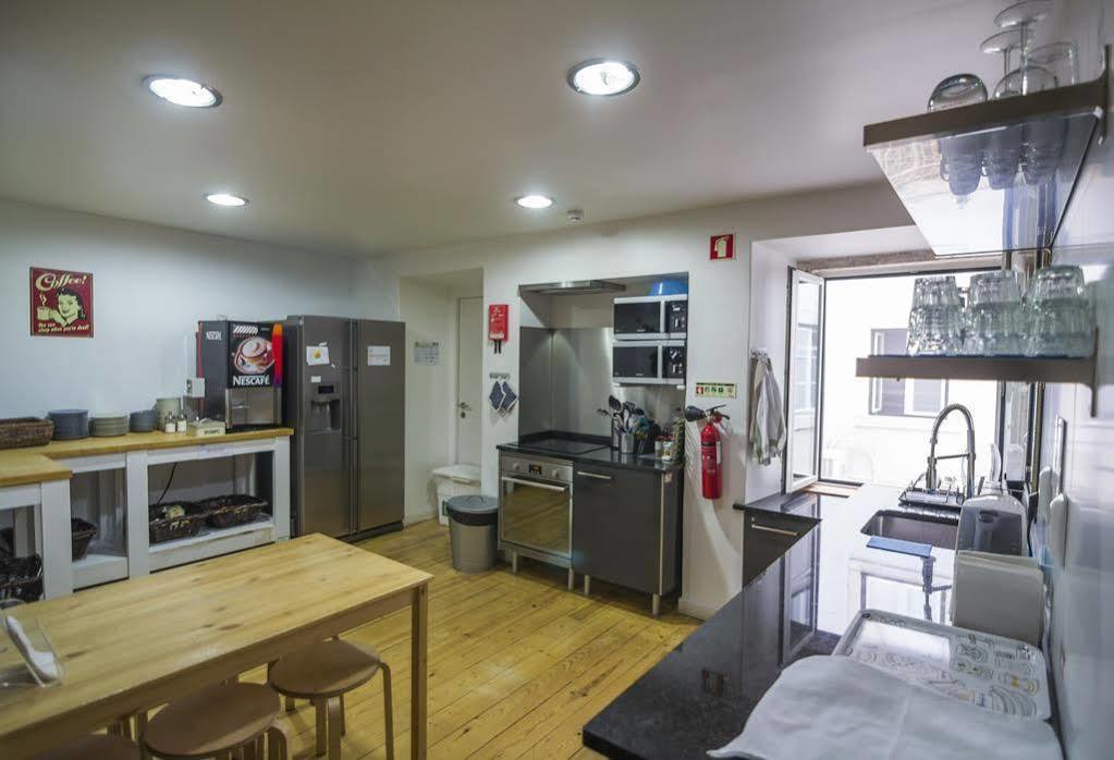 Stay Inn Lisbon Hostel Екстер'єр фото